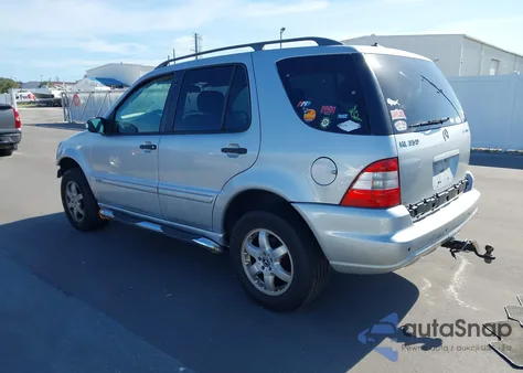 2004 Mercedes-Benz Ml 350 4Matic из США, поврежденный, VIN 4JGAB57E24A487579